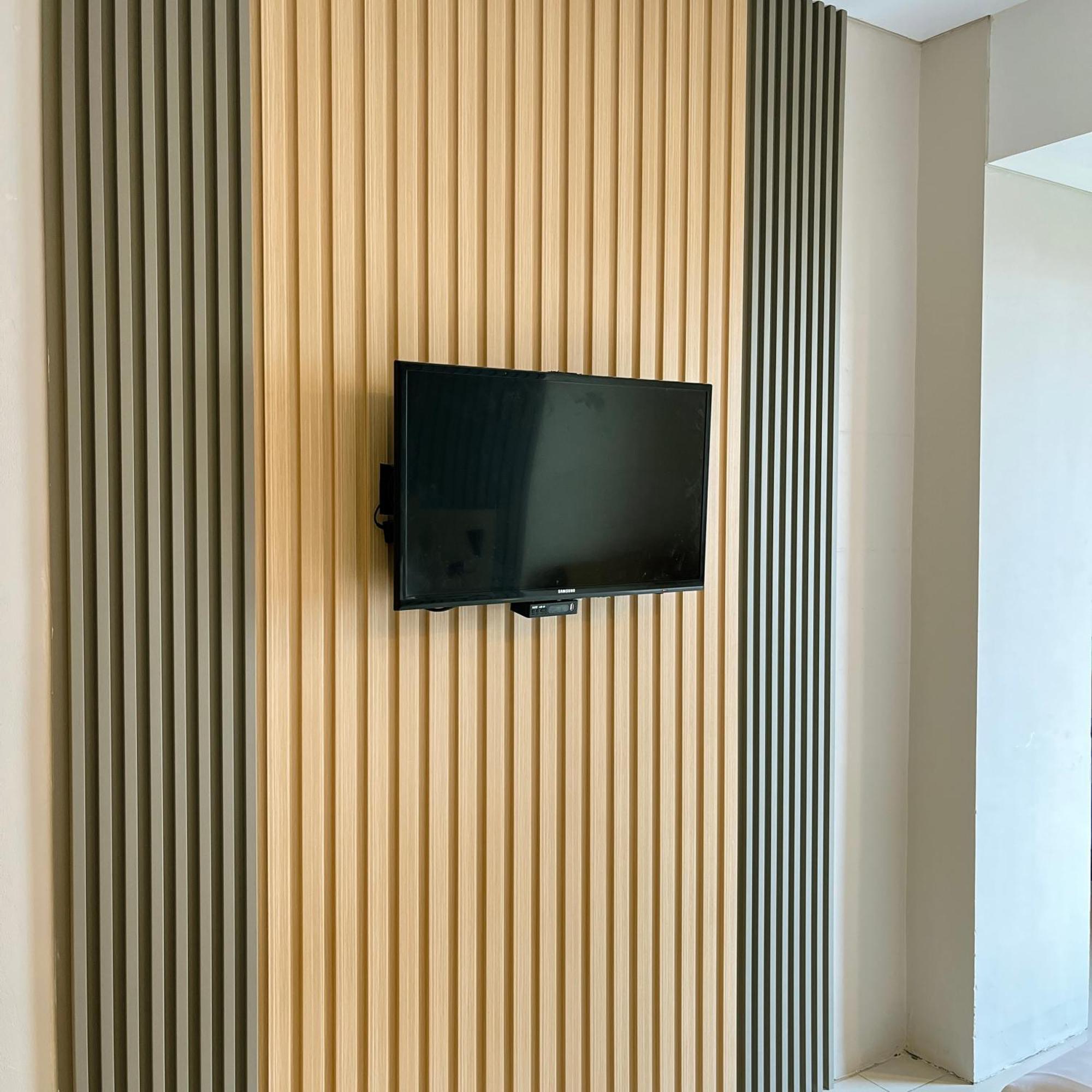 Verse Hotel Cirebon Esterno foto